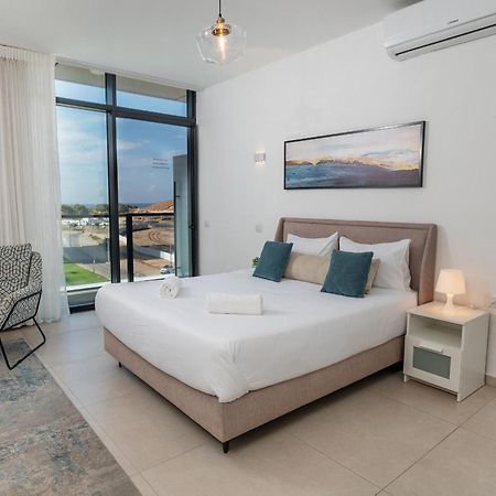 Hi-Yam Seaview Apartments & Suites - יש ממ"ד Bat Yam Luaran gambar